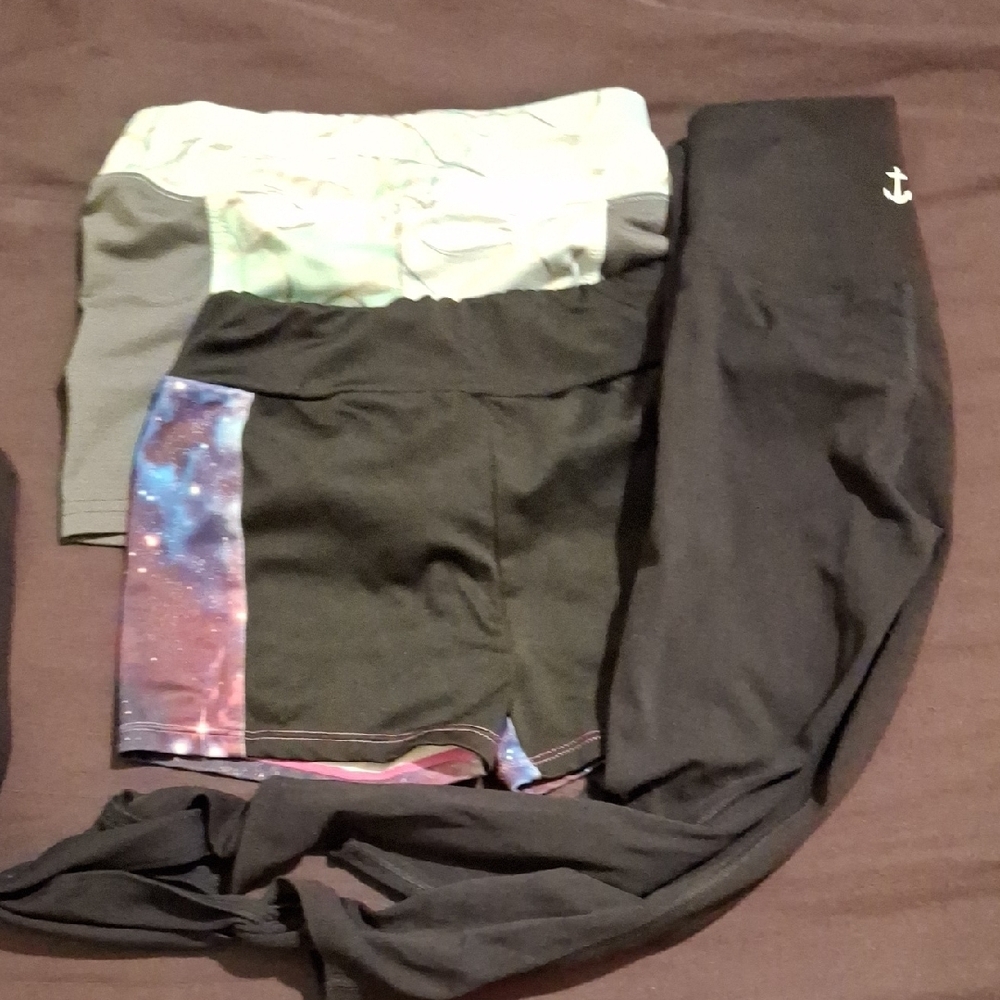 Girls Dance Shorts And Capri- Cm And Size 7 Shorts